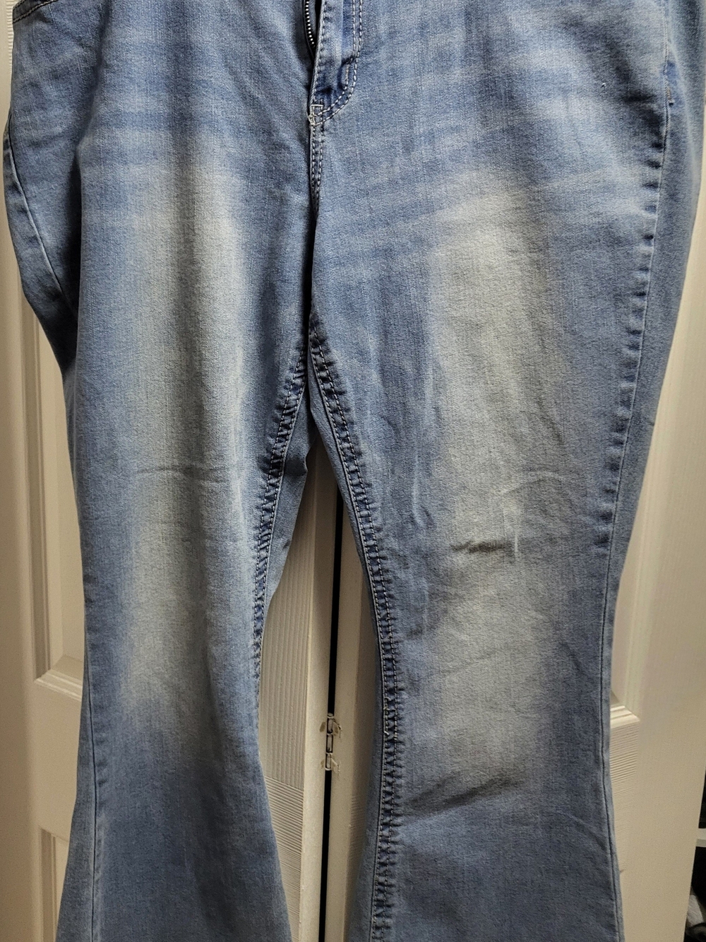 True Luck Women's Light Blue Stretch Bootcut Jeans